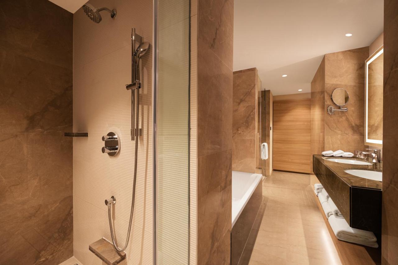 Hyatt Place 비자야와다 외부 사진